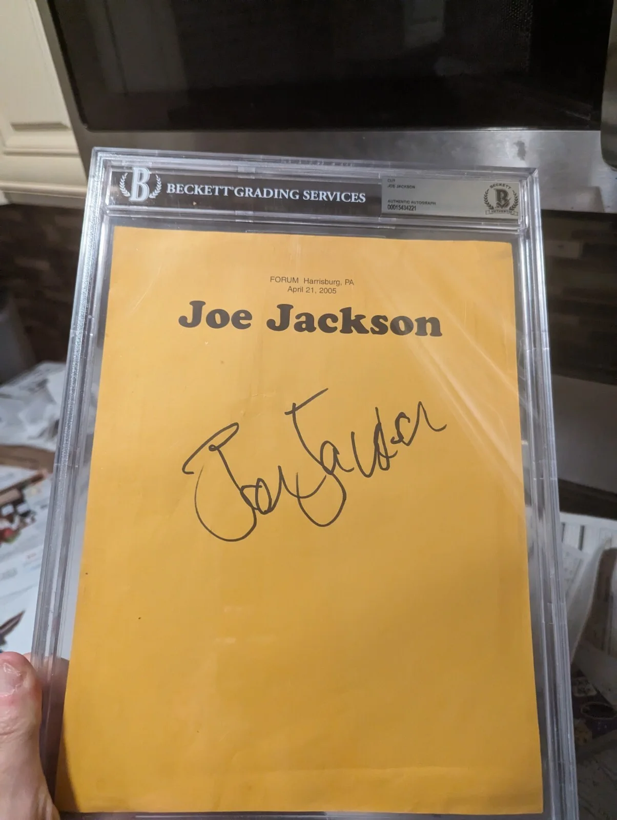 Joe Jackson Signed 8X10 In Concert Sheet Beckett, image 2