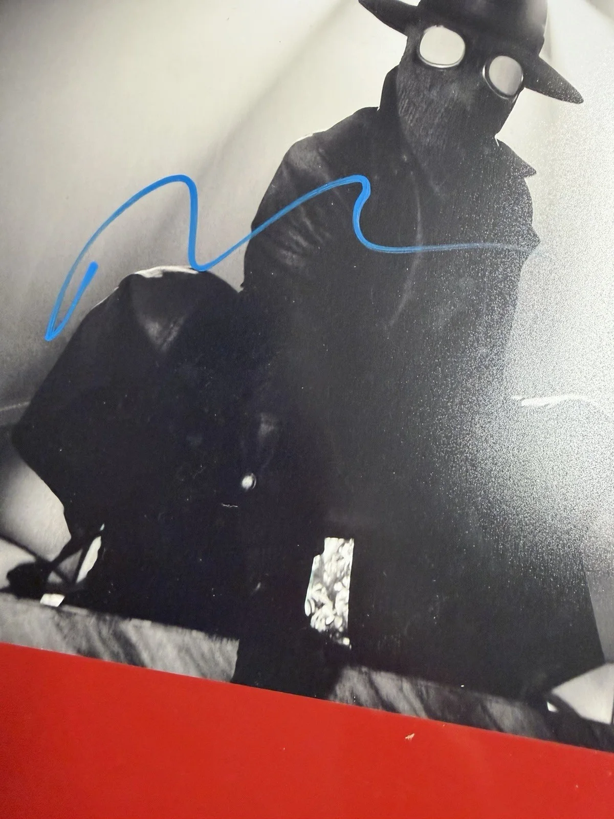 Nicolas Cage Spider-Man Noir Into The Spider-Verse Signed 8x10 Photo, изображение 2