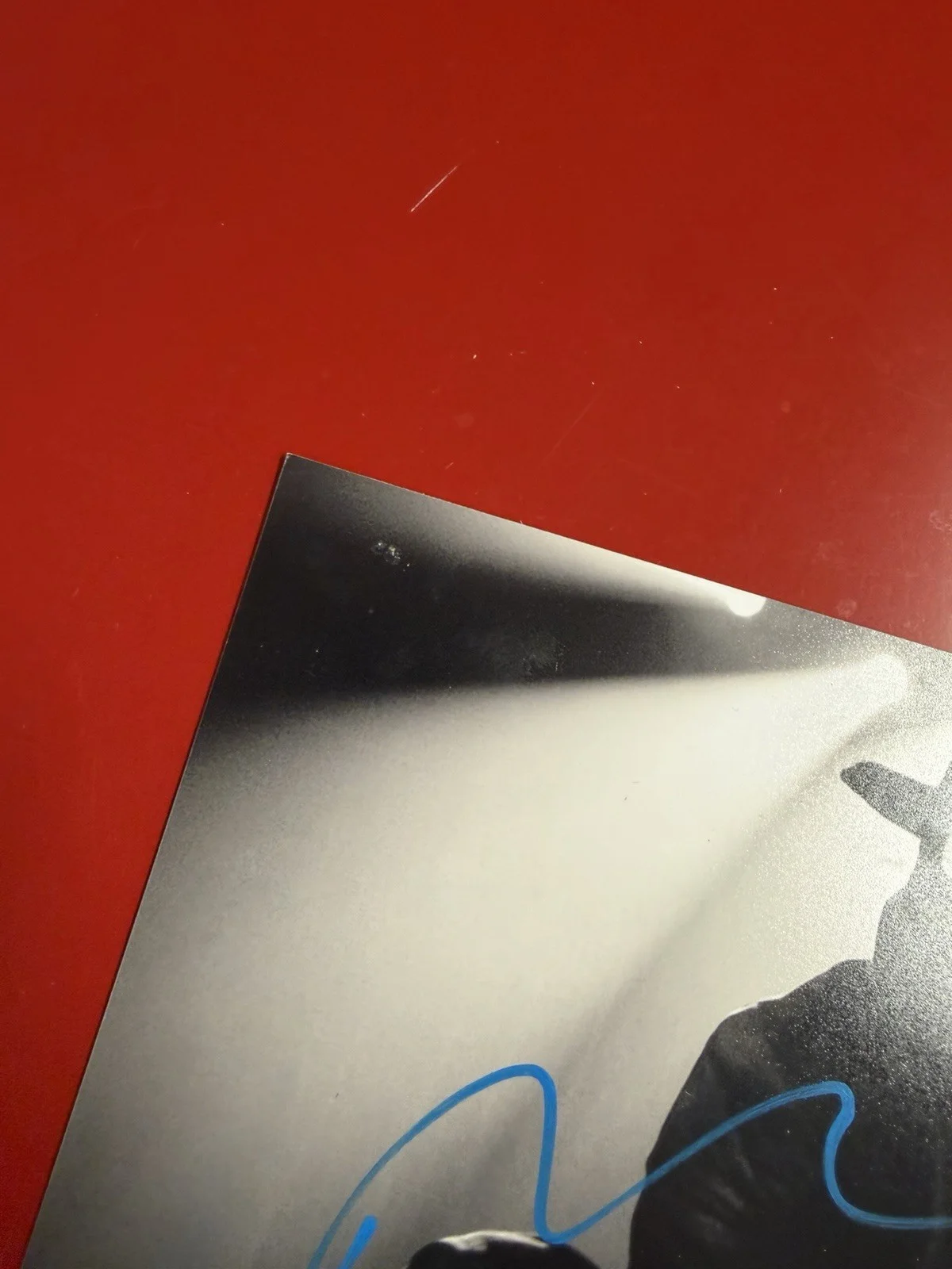 Nicolas Cage Spider-Man Noir Into The Spider-Verse Signed 8x10 Photo, изображение 3