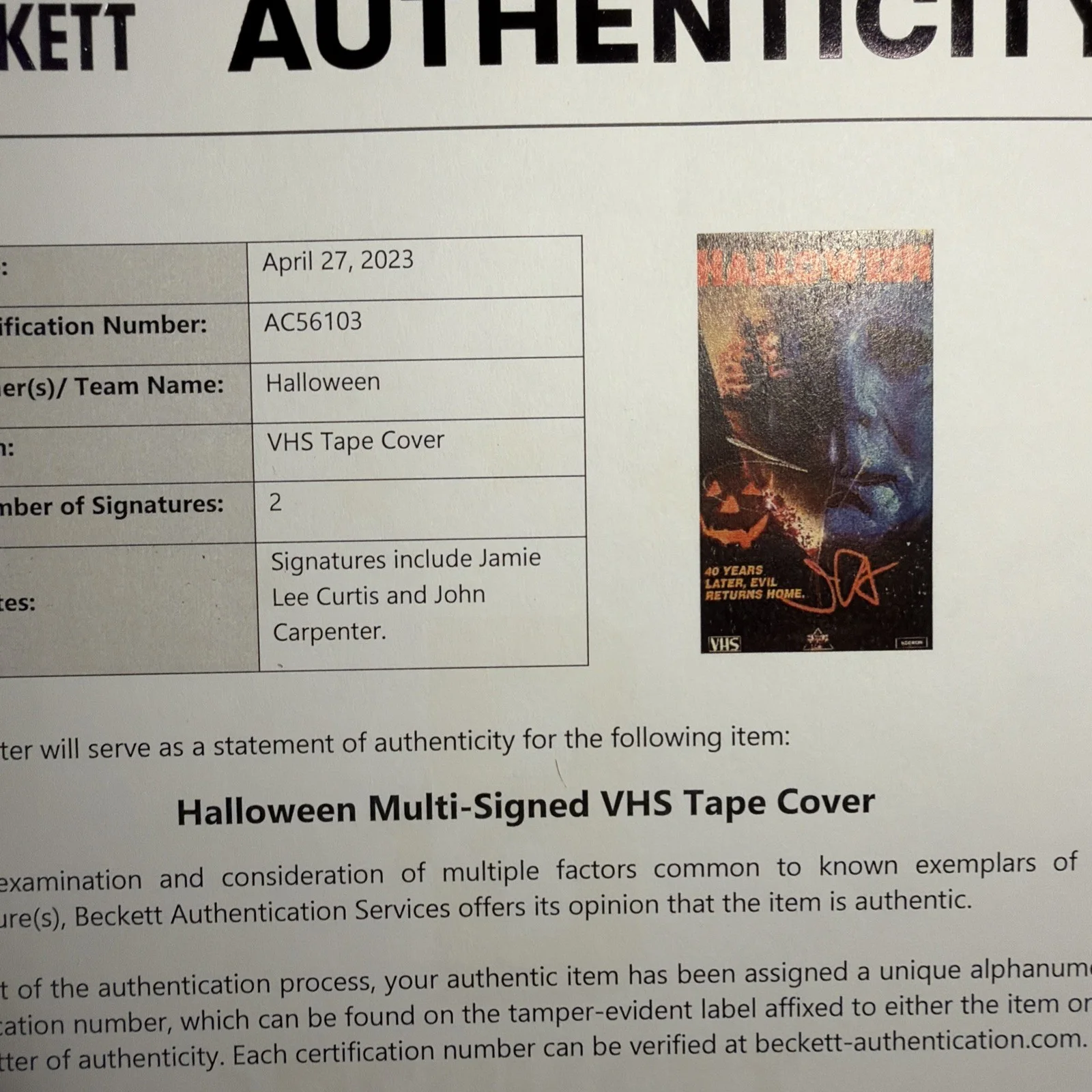 JAMIE LEE CURTIS — Halloween VHS Signed by Jamie Lee Curtis & John Carpenter! Beckett Authenticated, image 2