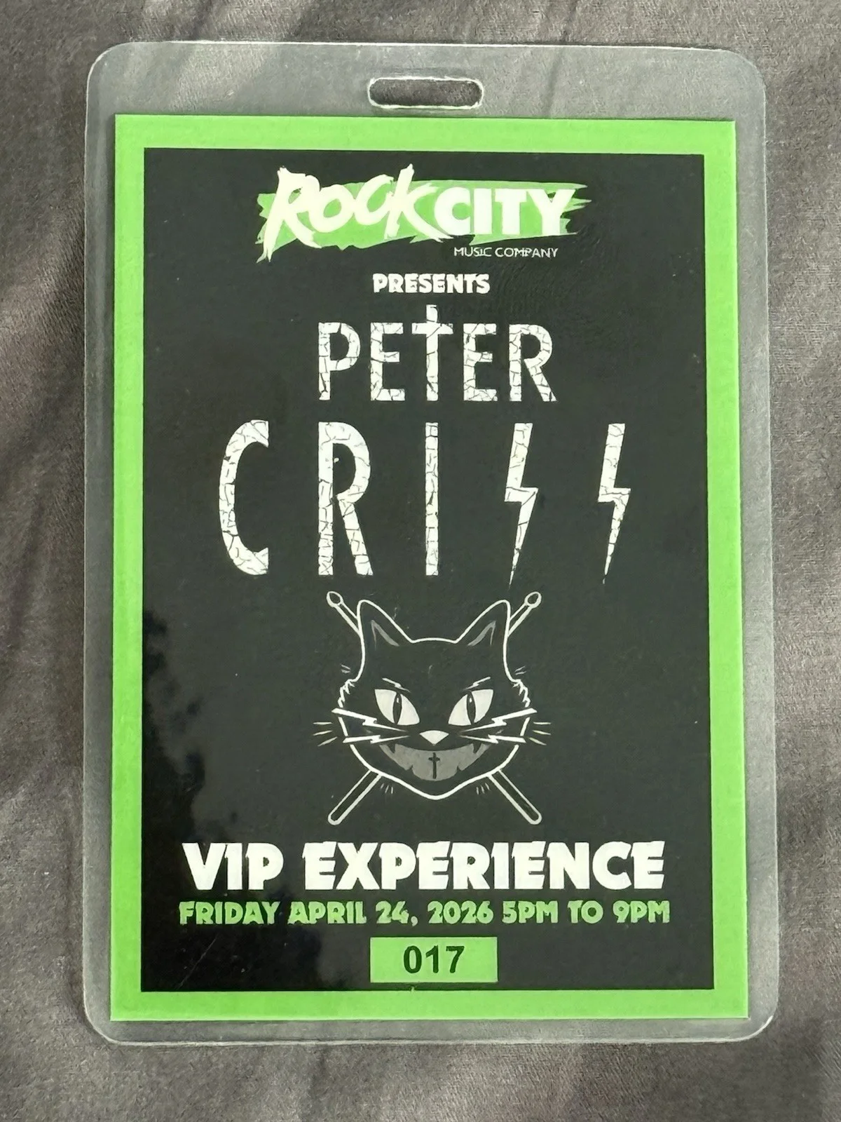 Peter Criss Signed Autographed KISS Photo 16x20 Alive! Cobo Hall Detroit 1975, изображение 2
