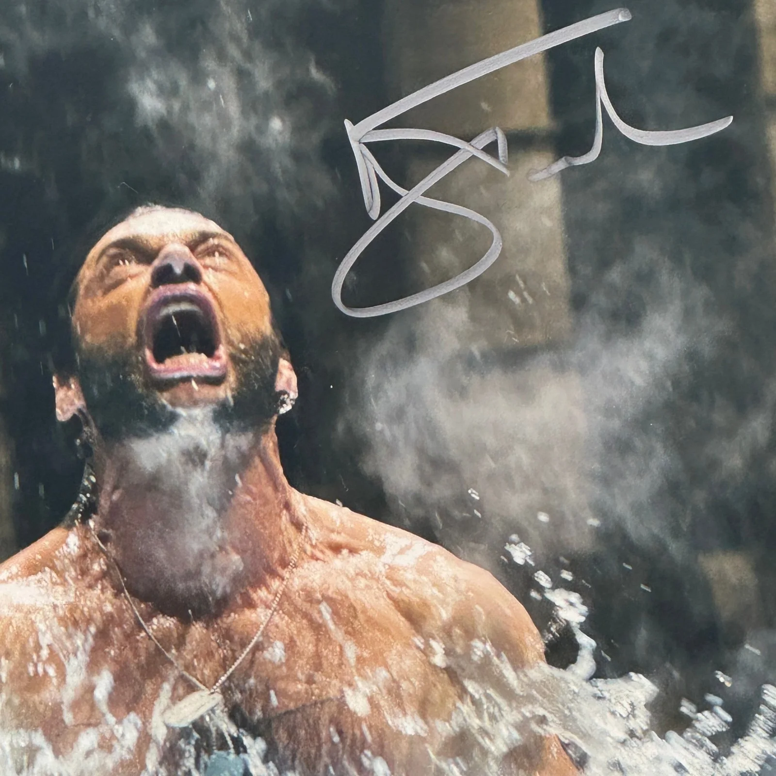 Hugh Jackman — Hugh Jackman Signed Wolverine 11x14 Photo Marvel Beckett Authentic Autograph, image 2