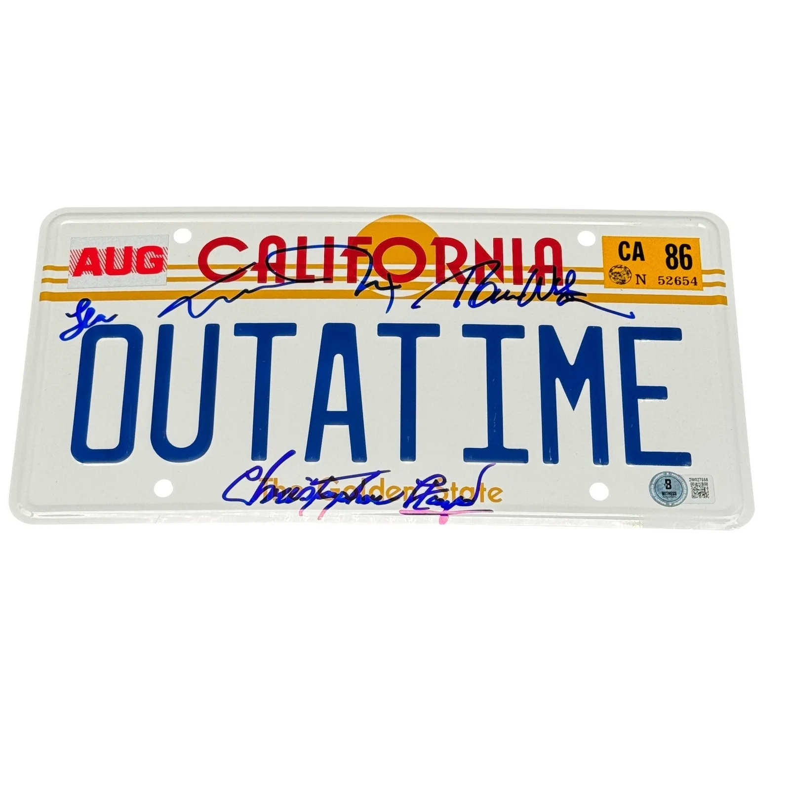 Michael J Fox, Christopher Lloyd, Leah Thompson, Tom Wilson — Michael J Fox, Lloyd, Thompson, Wilson BTTF Cast Signed License Plate Beckett!