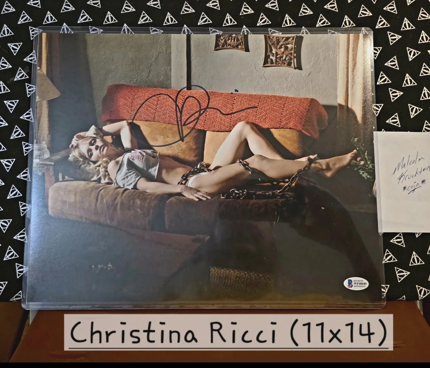 Christina Ricci — Christina Ricci Signed Original 11x14 Movie Photograph Beckett Authenticated