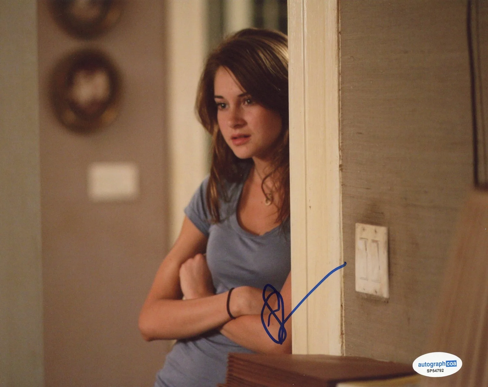 Shailene Woodley — Shailene Woodley "The Descendants" AUTOGRAPH Signed 'Alexandra' 8x10 Photo ACOA, изображение 2
