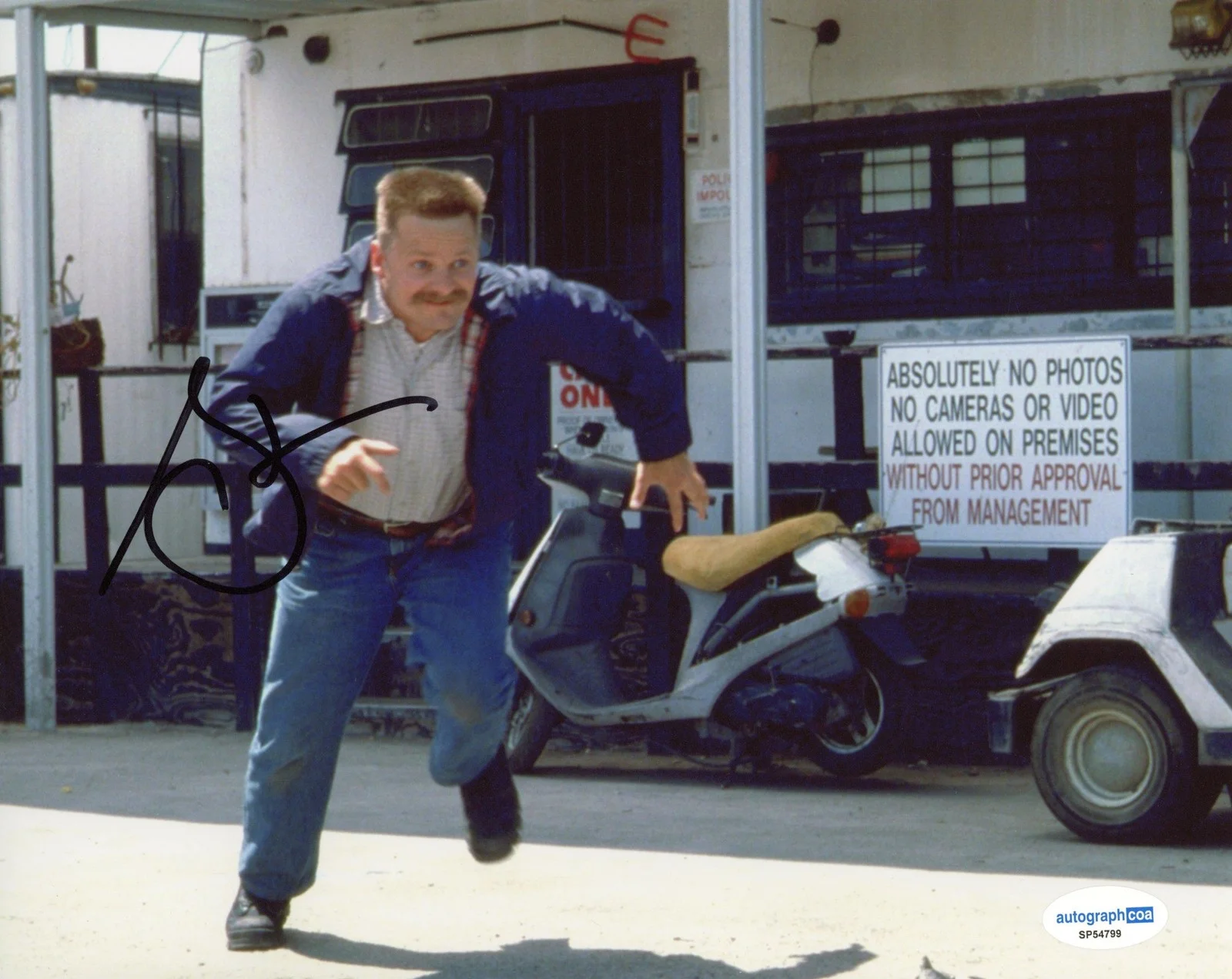 Steve Zahn — Steve Zahn "National Security" AUTOGRAPH Signed 'Hank Rafferty' 8x10 Photo ACOA, изображение 2