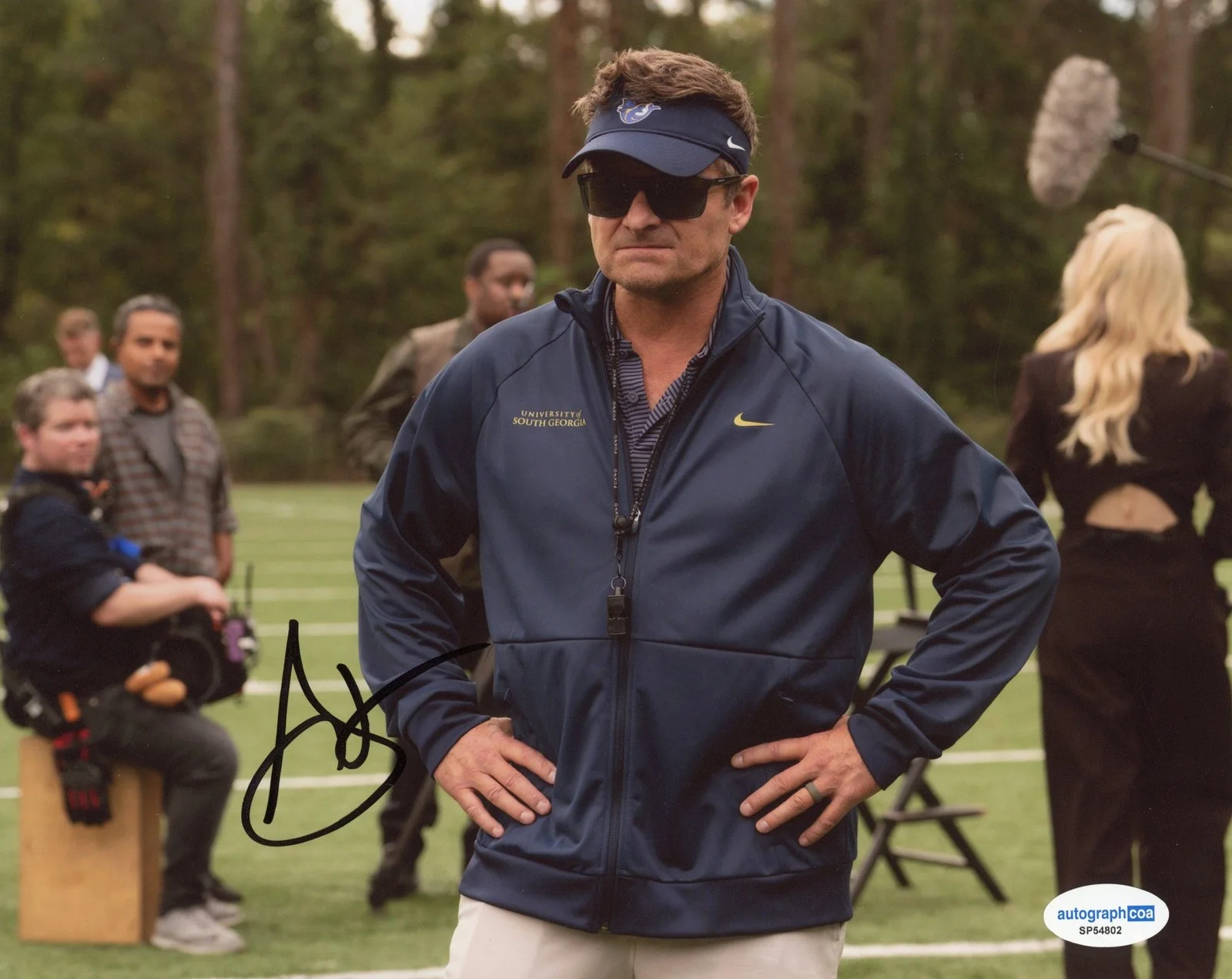 Steve Zahn — Steve Zahn "Chad Powers" AUTOGRAPH Signed 'Coach Jake Hudson' 8x10 Photo B ACOA, изображение 2