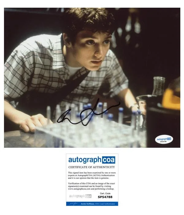 Elijah Wood — Elijah Wood "The Faculty" AUTOGRAPH Signed 'Casey Connor' 8x10 Photo ACOA