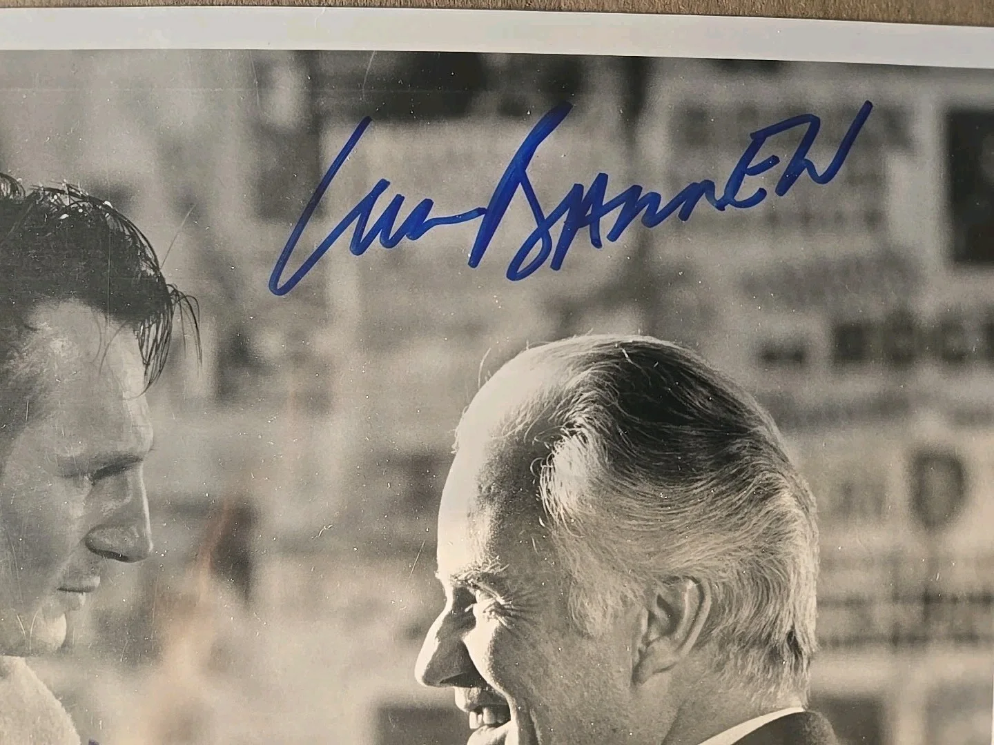 Llam Neeson - Ian Bannen ' Film-Stage-TV ' Signed 8x10 Photo, изображение 3