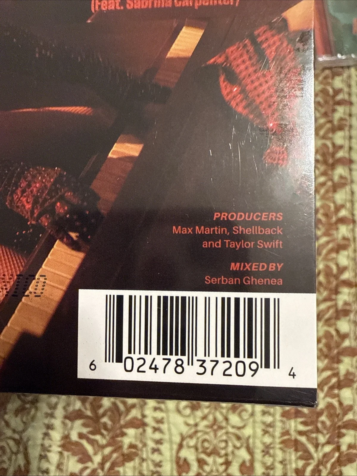 Taylor Swift THE LIFE OF A SHOWGIRL IT'S FRIGHTENING Deluxe CD & Charm Sealed, изображение 3