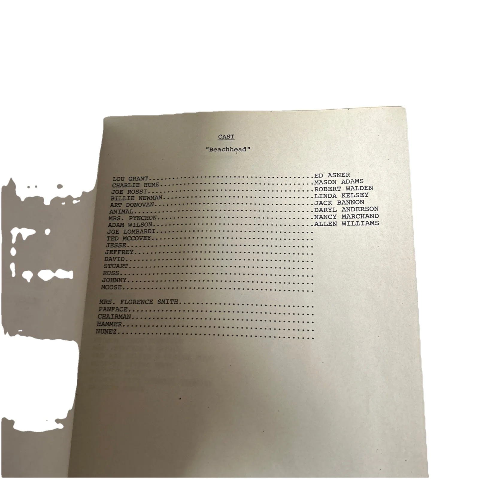 Ed Asner — Ed Asner Signed Lou Grant Beachhead Script #1520, изображение 5