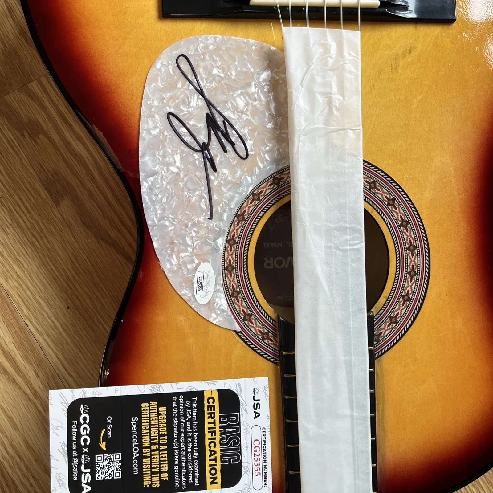 Luke Bryan Signed AUTOGRAPHED ACOUSTIC GUITAR JSA CERTIFIED COUNTRY STAR RARE, image 4
