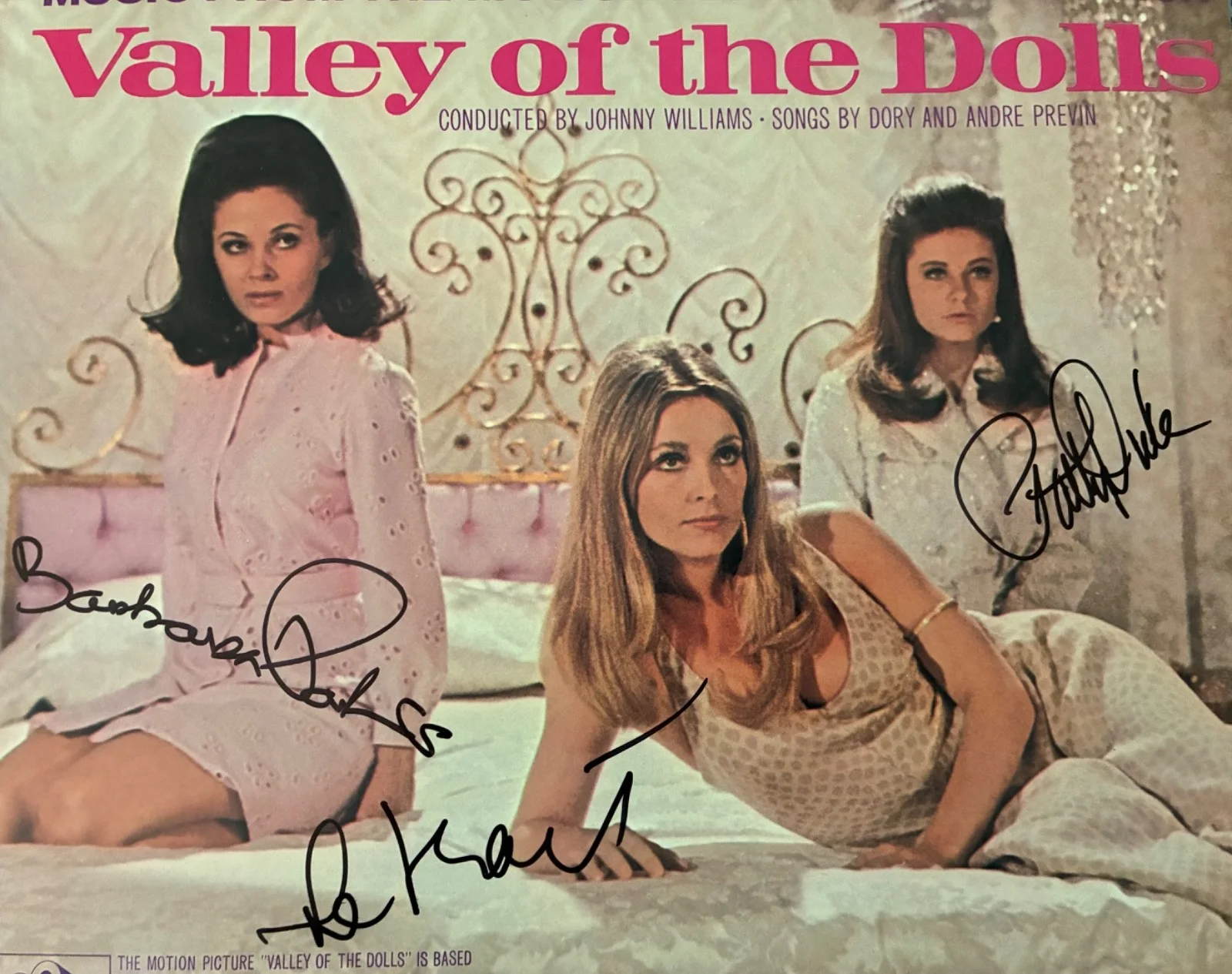 Barbara Parkins, Patty Duke, Lee Grant — VALLEY OF THE DOLLS 1967 Soundtrack LP Triple Signed Parkins, Duke, & Lee Grant, изображение 2