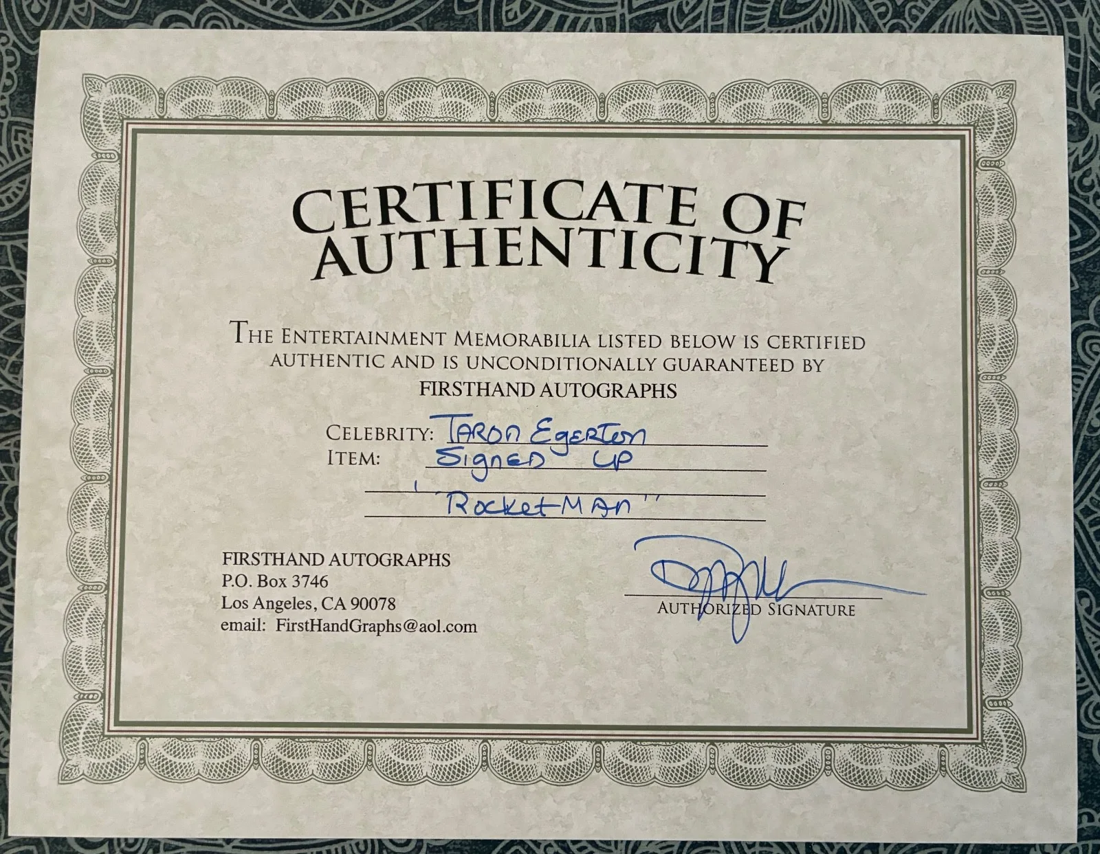 Tarpon Egerton — Taron Egerton Signed Rocketman Vinyl LP Album Soundtrack with COA Elton Joh, изображение 3