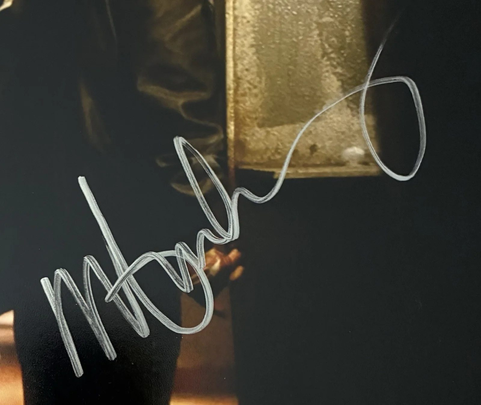Mark Wahlberg — Mark Wahlberg Signed Autograph Photo 8x10 Beckett BAS Auto COA, изображение 2