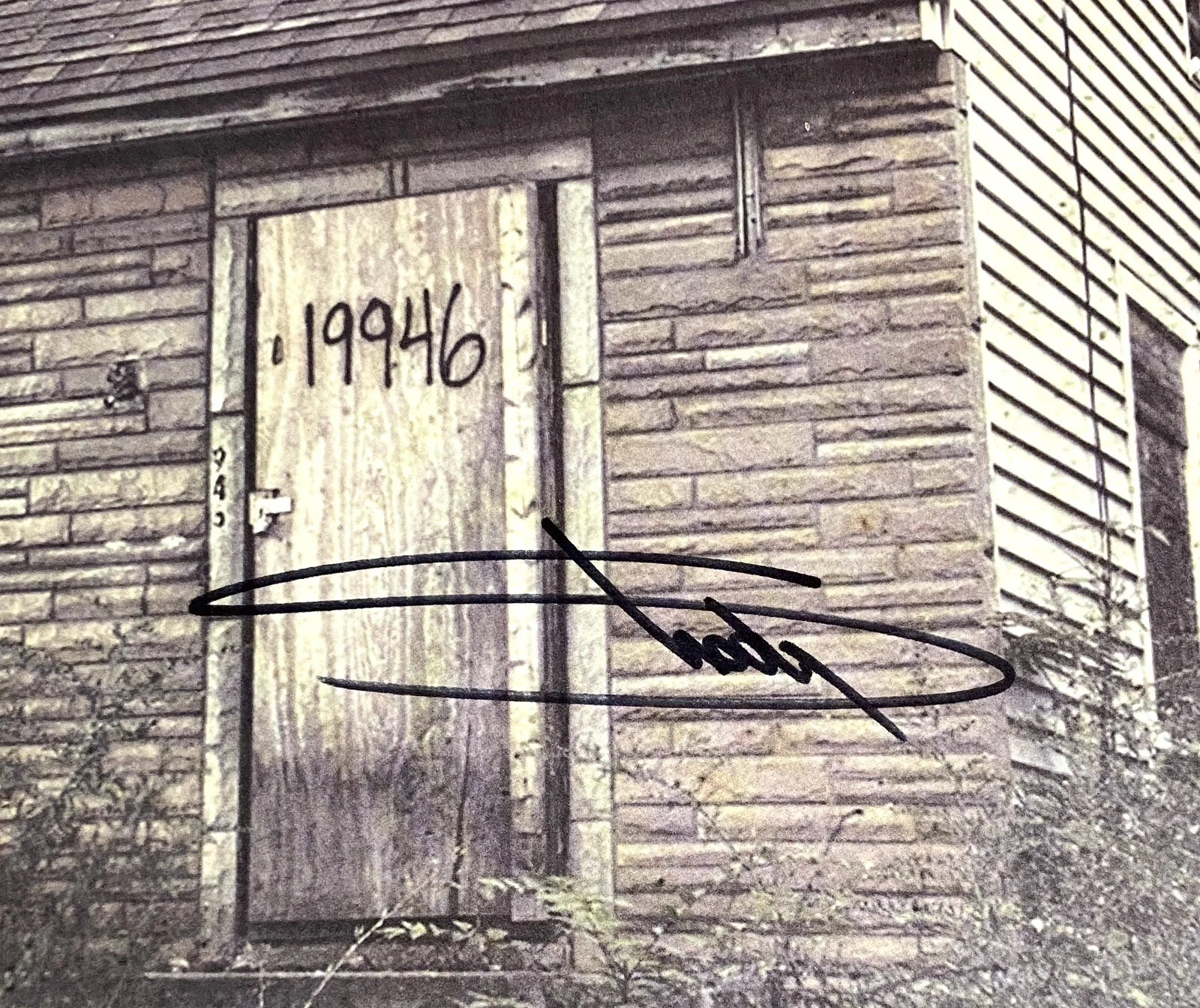 Eminem Signed The Marshall Mathers LP 2 – PSA Mint 9 + Beckett, image 2