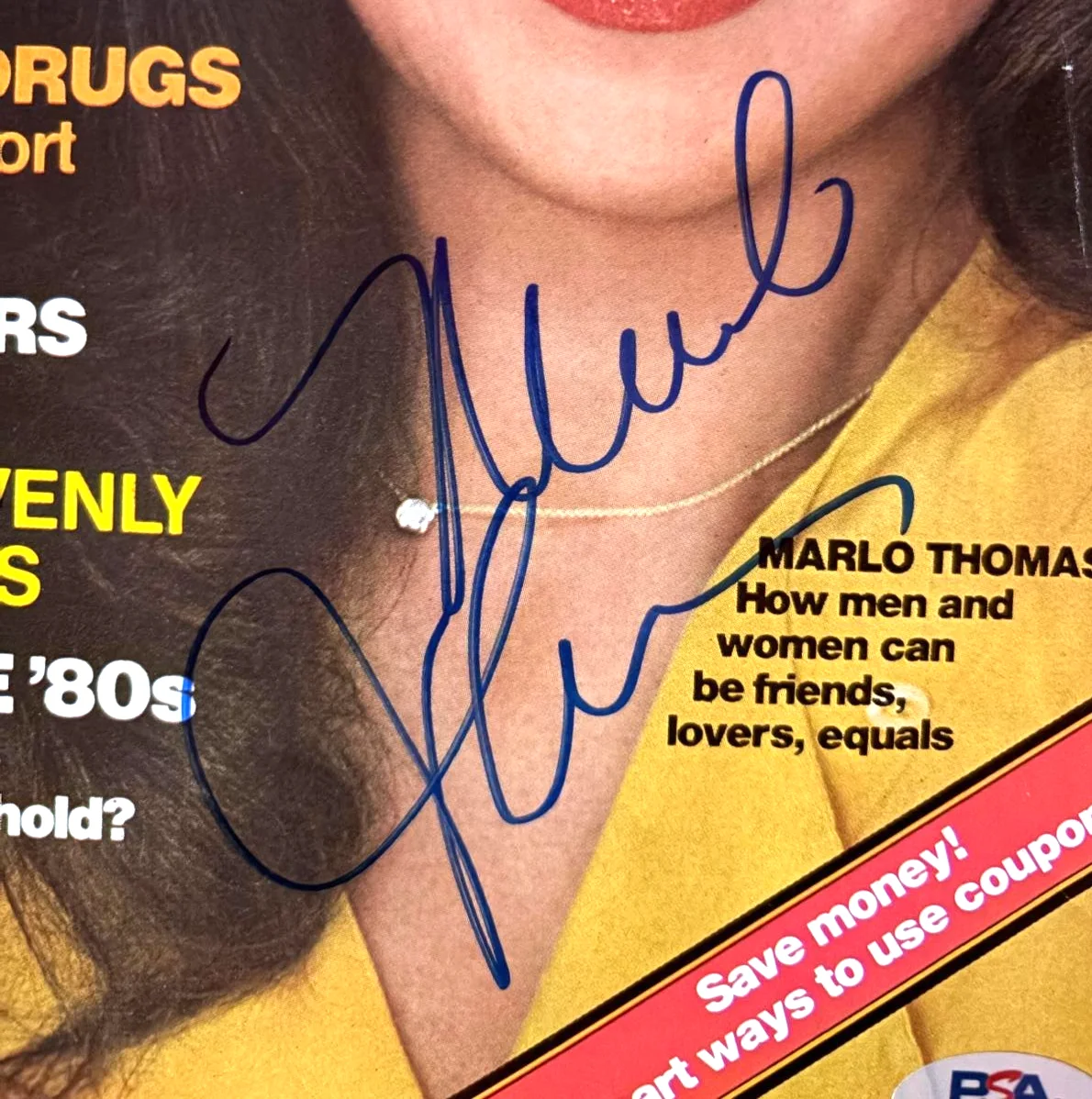 Marlo Thomas — MARLO THOMAS SIGNED AUTOGRAPHED MAGAZINE COVER THAT GIRL ST JUDE PSA COA, изображение 2