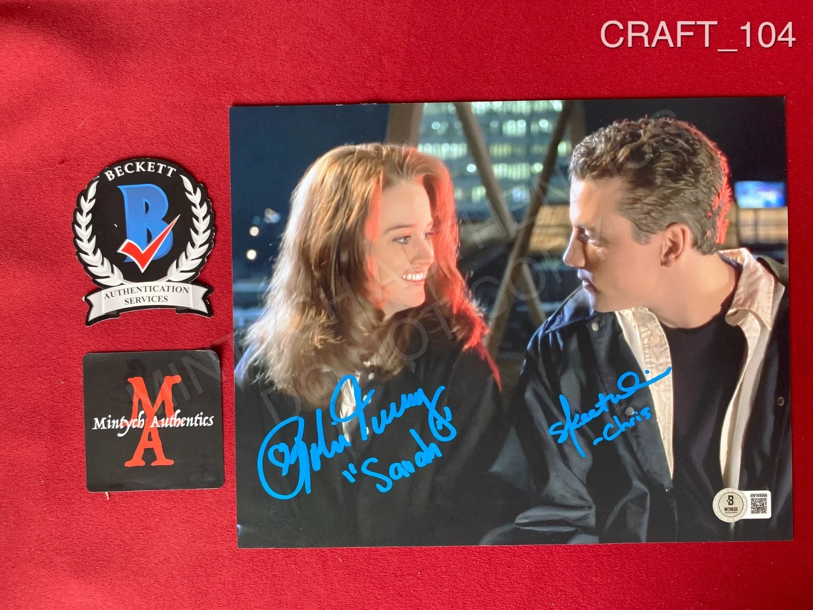 Skeet Ulrich, Robin Tunney — Skeet Ulrich Robin Tunney dual signed The Craft 8x10 photo Beckett COA