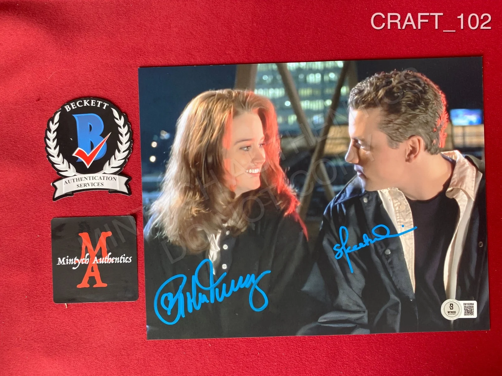Skeet Ulrich, Robin Tunney — Skeet Ulrich Robin Tunney dual signed The Craft 8x10 photo Beckett COA