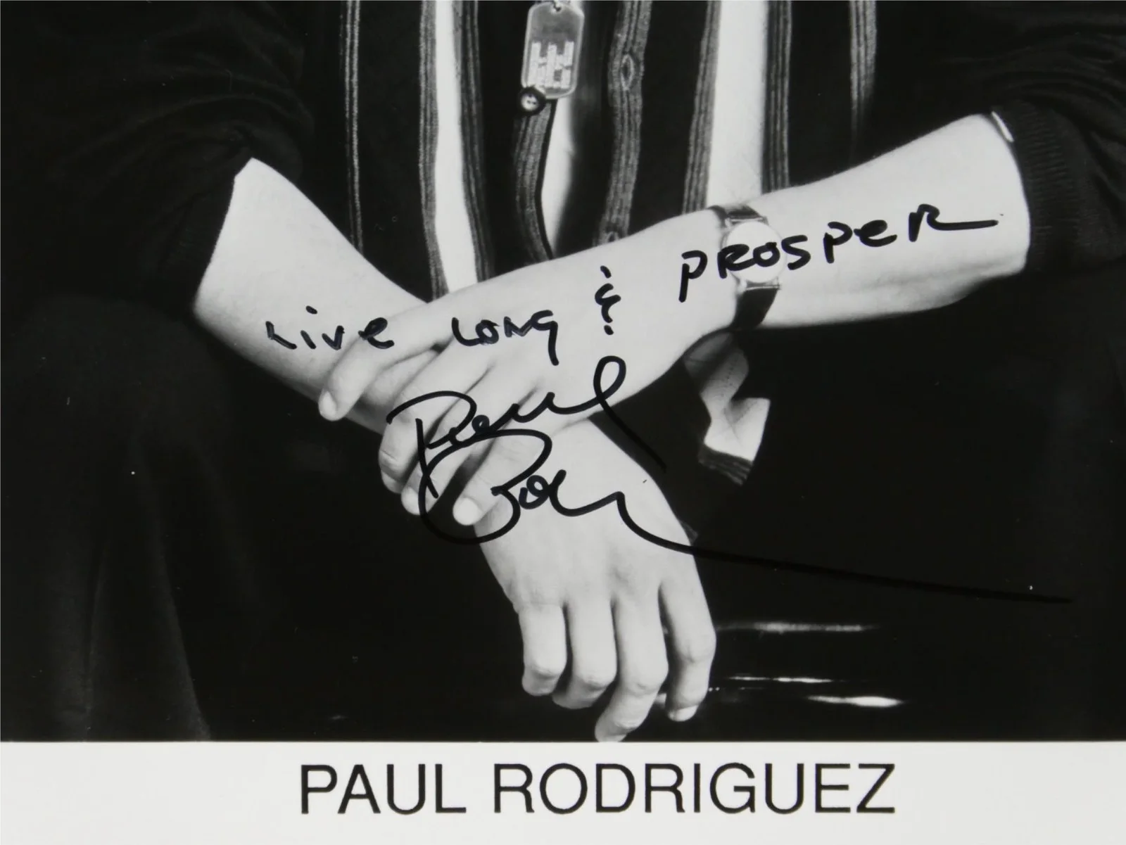 Paul Rodriguez — Paul Rodriguez Signed 8x10 B&W Photo Autographed, изображение 2