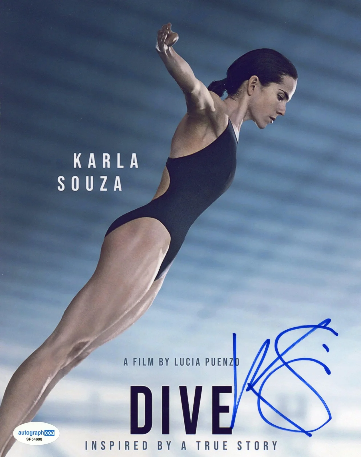 Karla Souza — Karla Souza "Dive (La Caida)" AUTOGRAPH Signed 'Mariel' 8x10 Photo B ACOA, изображение 2