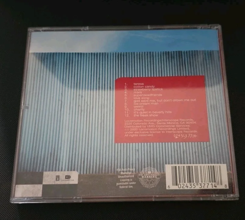 Yungblud Weird the second studio album with signed cd booklet, image 2