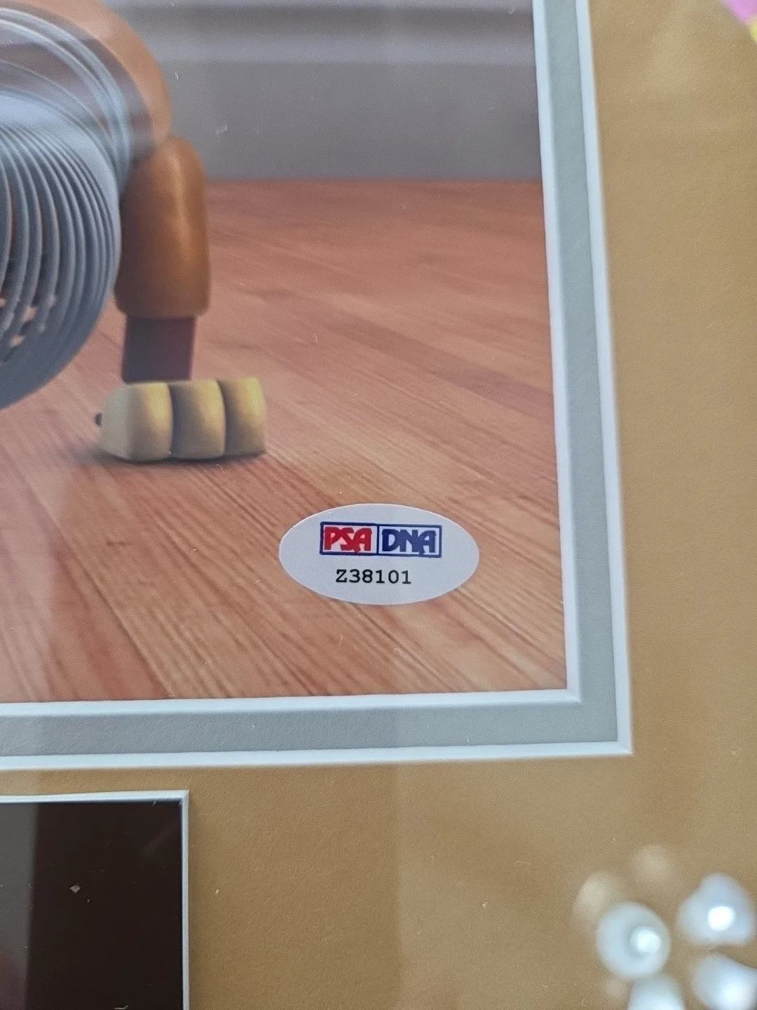 Blake Clark — BLAKE CLARK SIGNED AUTOGRAPH 8X10 PHOTO TOY STORY SLINKY DOG PSA/DNA COA. FRAMED, изображение 3