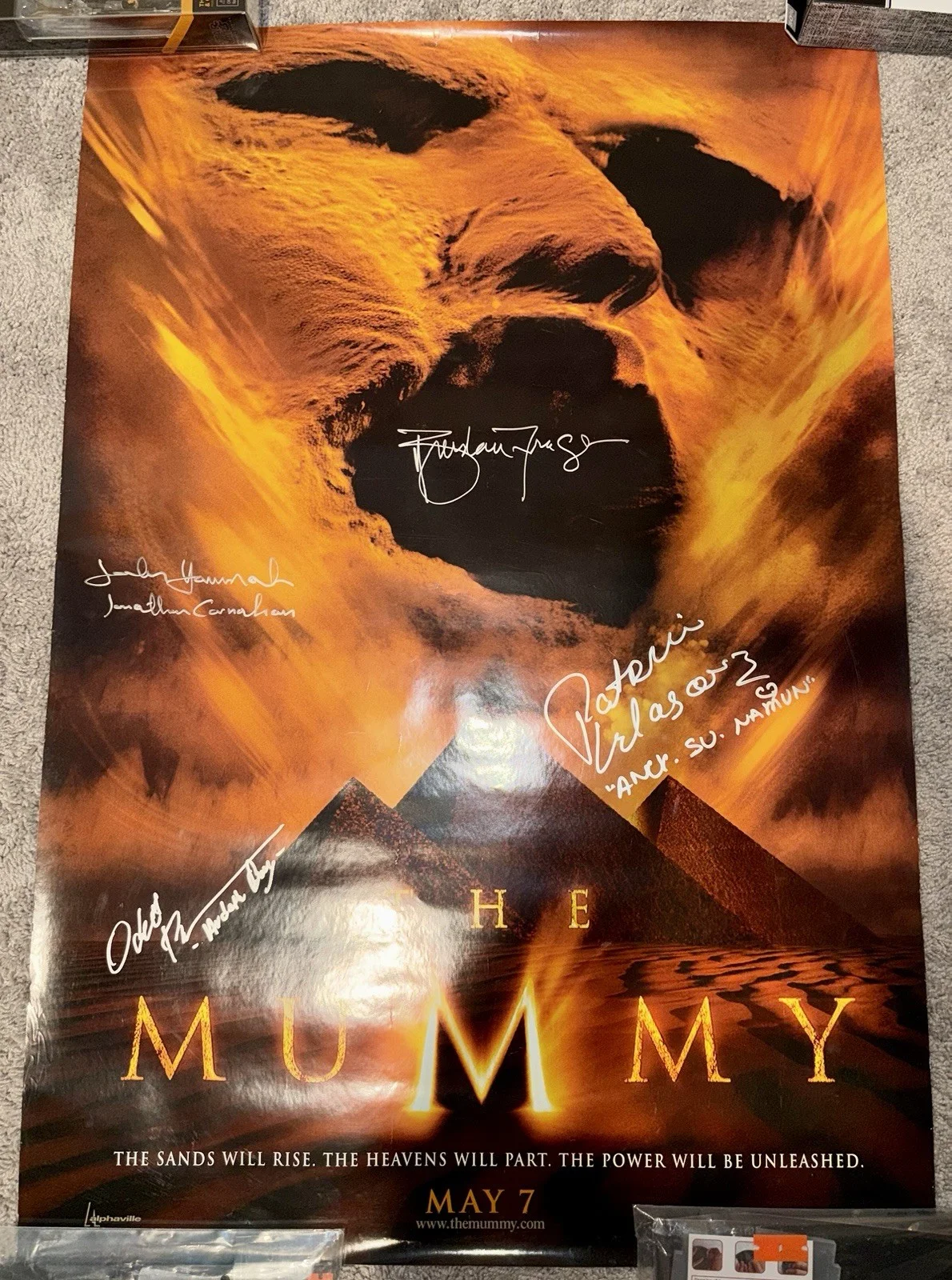Brendan Fraser, John Hannah, Oded Fehr, Patricia Velasquez — The Mummy Original Double Sided 27X40 Signed by 4 Including Brendan Fraser
