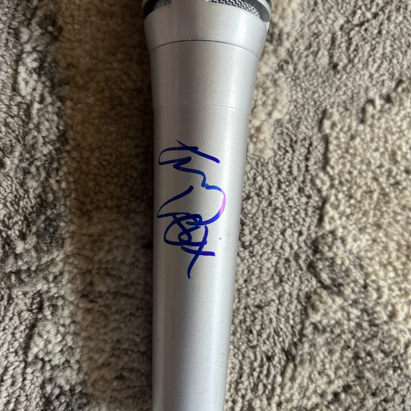 Tommy Vext Signed Autograph MICROPHONE Bad Wolves Band Zombie Singer ACOA COA, image 2