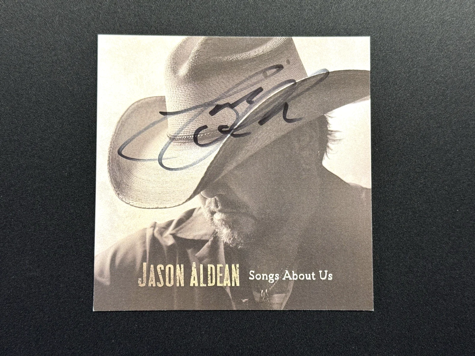 JASON ALDEAN Signed Songs About Us 4.75x4.75 Insert Photo 2026 Autographed, image 2