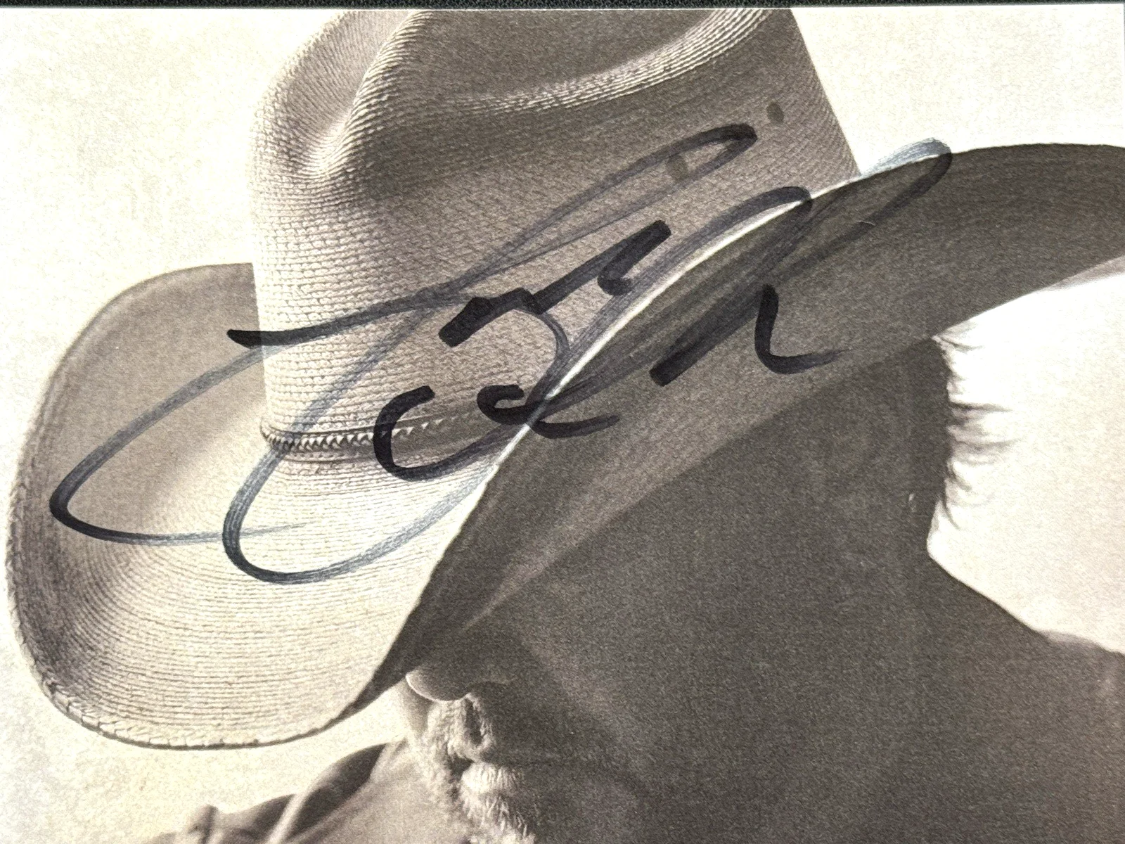 JASON ALDEAN Signed Songs About Us 4.75x4.75 Insert Photo 2026 Autographed, image 3