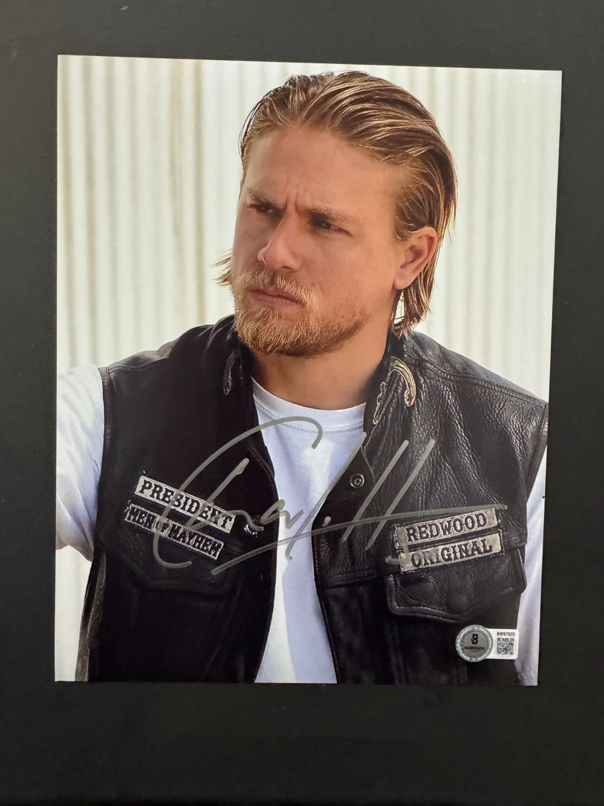 Charlie Hunnam — Charlie Hunnam autographed signed Sons Anarchy Jax 8x10 photo Beckett BAS coa