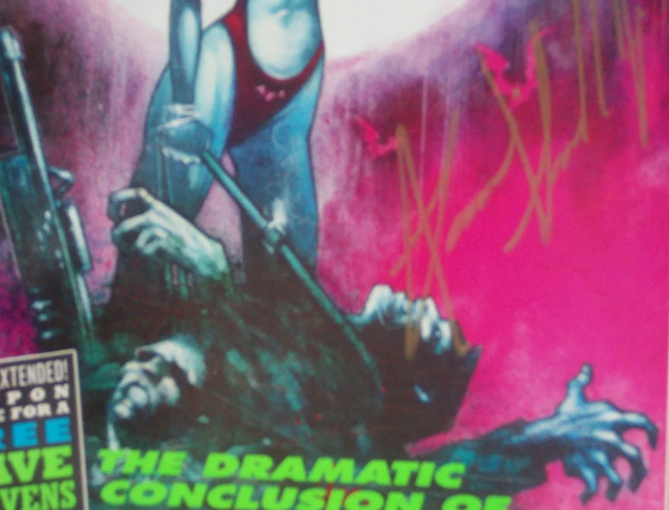 VAMPIRELLA COMIC #4 SIGNED signed autographed LOUIS SMALL JR GREAT CONDITION!, image 3