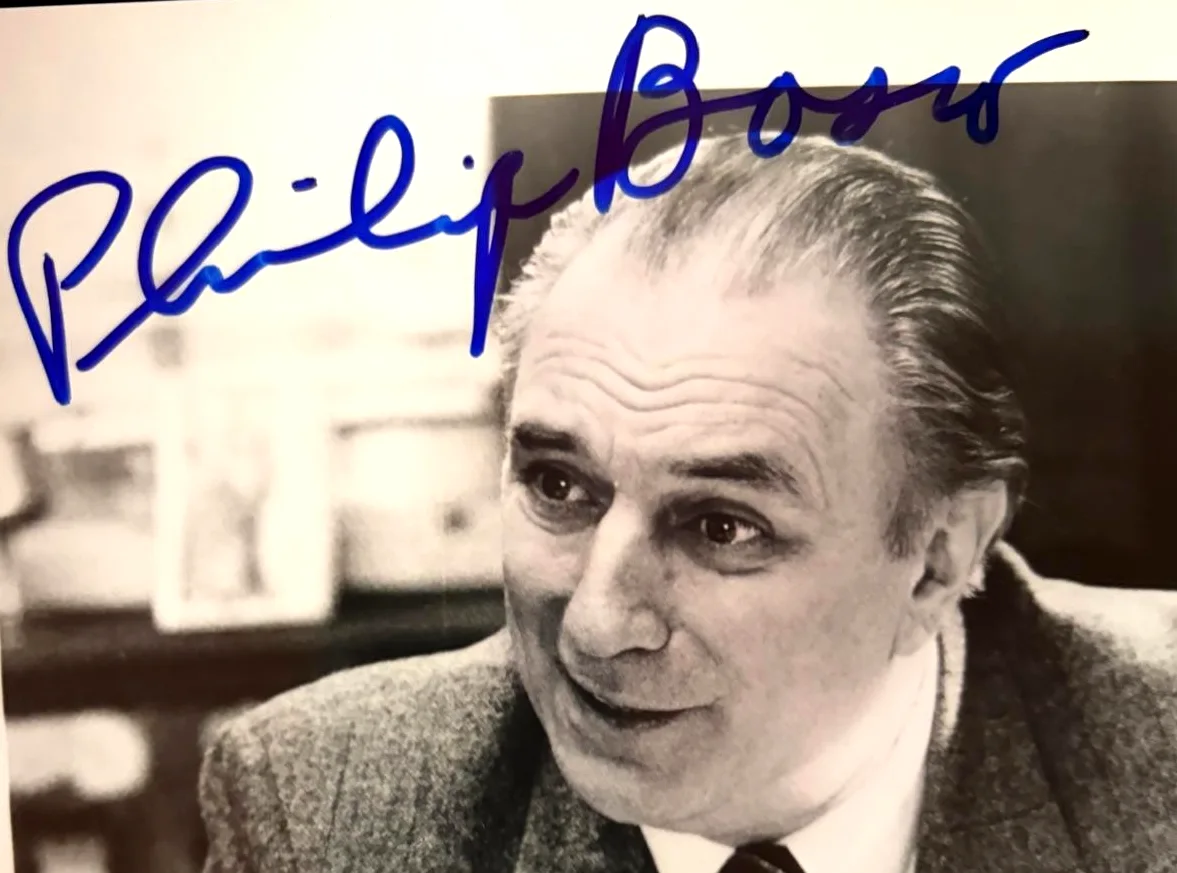 Philip Bosco — PHILIP BOSCO SIGNED AUTOGRAPHED 8X10 PHOTO LINCOLN MONEY PIT IT TAKES 2 PSA COA, изображение 2