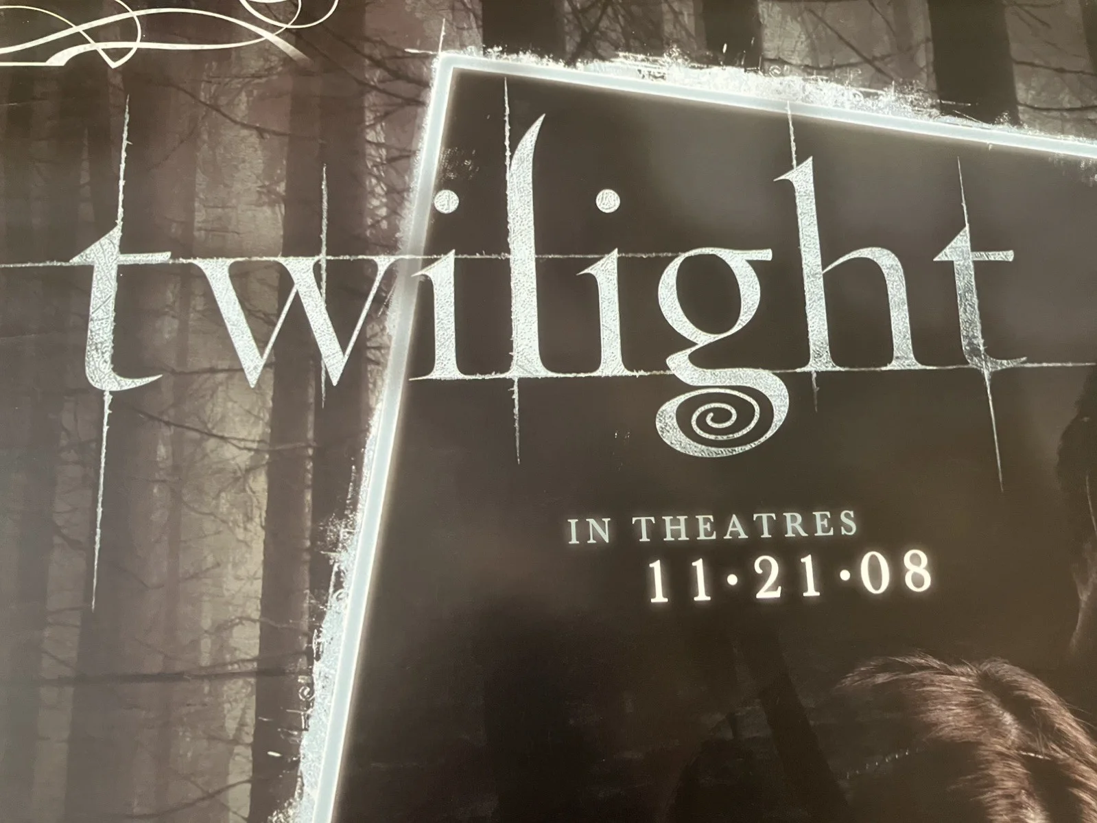 Twilight movie - official Borders promo poster 2008 - Bella Edward, изображение 2