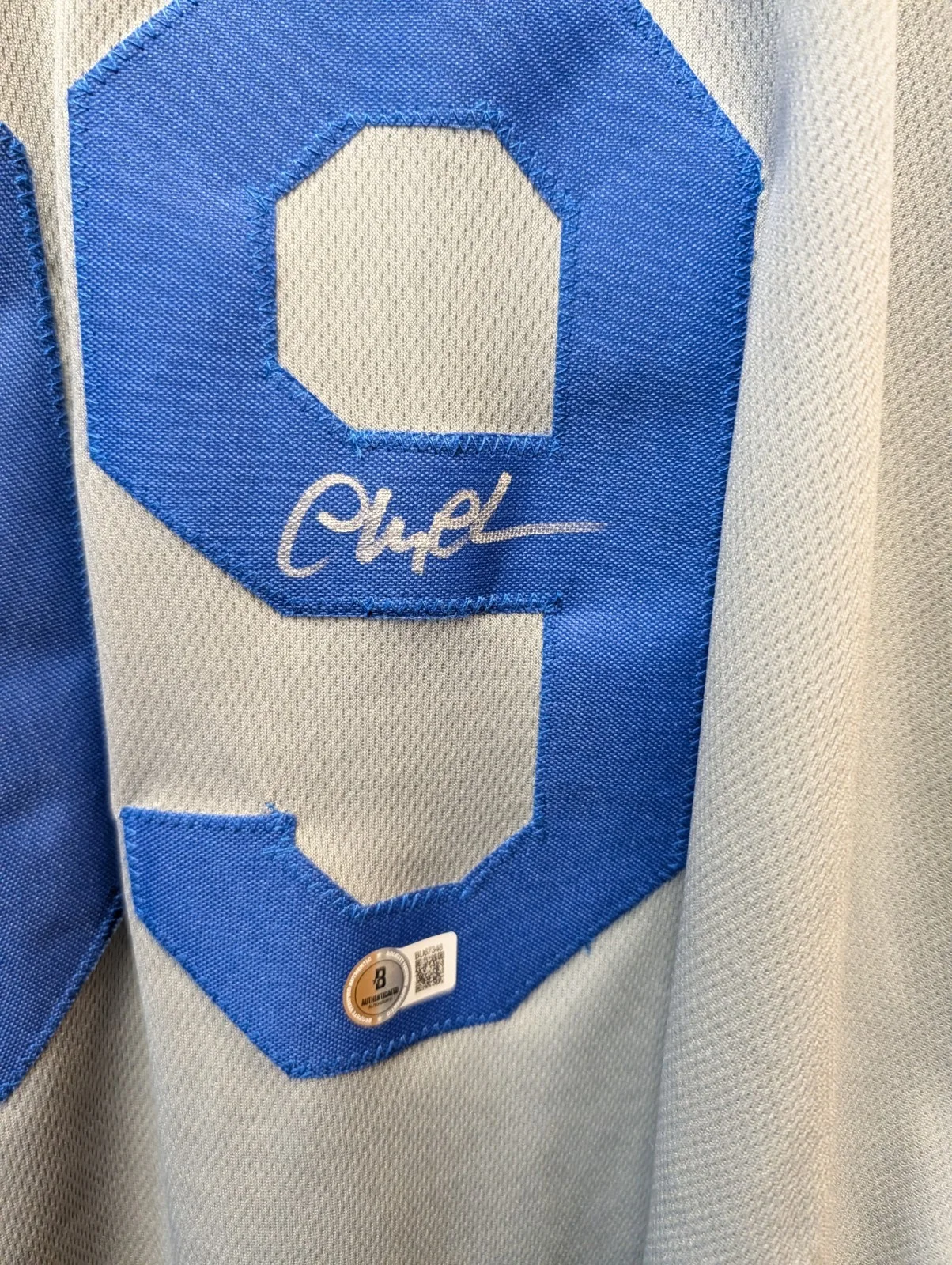 Chevy Chase — Chevy Chase Signed FLETCH Baseball Jersey Beckett COA, image 2