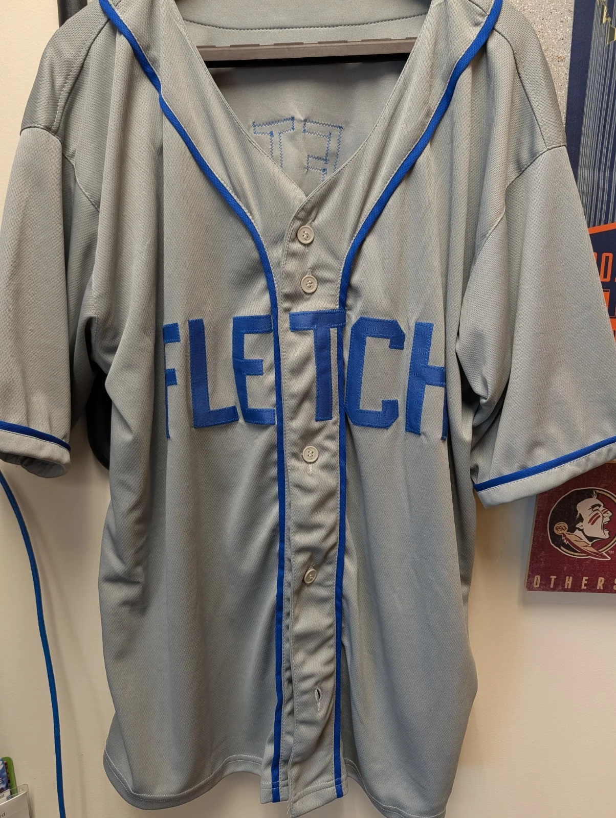 Chevy Chase — Chevy Chase Signed FLETCH Baseball Jersey Beckett COA, image 3
