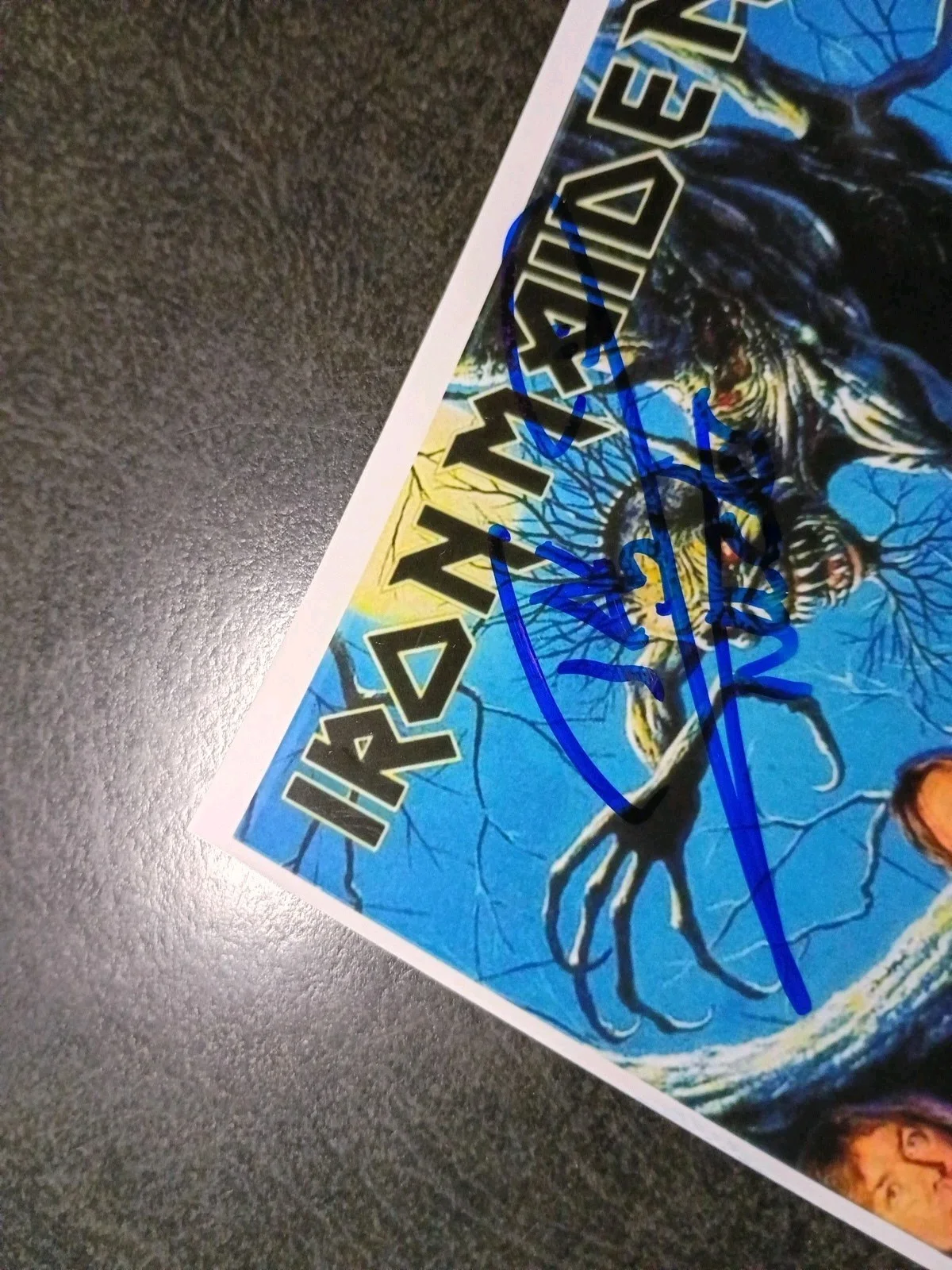 NICKO MCBRAIN Authentic Hand Signed Autograph 4X6 Photo _HOF DRUMMER IRON MAIDEN, image 2