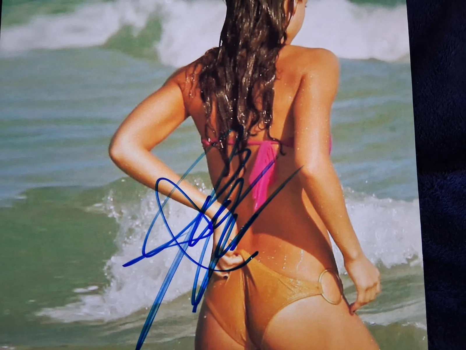 Jessica Alba — Jessica Alba meeting the waves signed photo 7 7/8x9 7/8 Into the Blue, Sin City, изображение 2