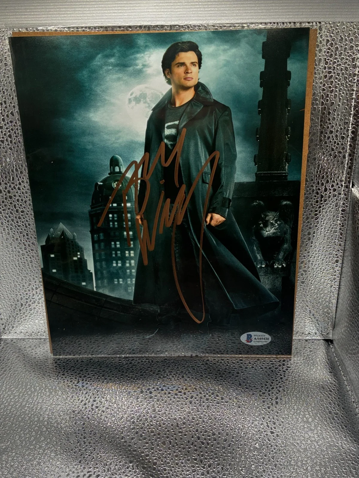Tom Welling — Foto autógrafa firmada por Tom Welling 8x10 Beckett Bas certificado de autenticidad Superman Smallville
