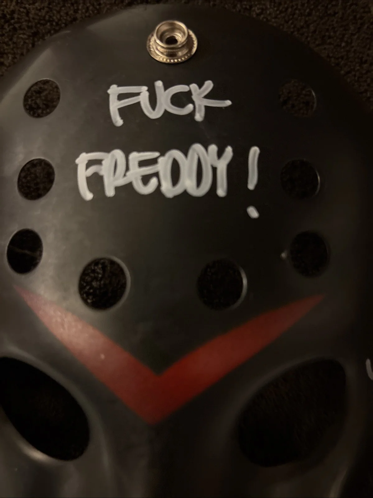 Ari Lehman — Ari Lehman Friday The 13th Jason 1 Signed Black Jason Man “F. U. C. K. Freddy”, изображение 2