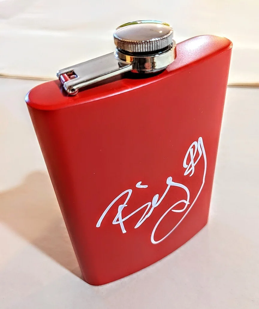 Billy Bob Thornton — Billy Bob Thornton Real Hand Signed Red Hip Flask COA Autographed Bad Santa, изображение 2