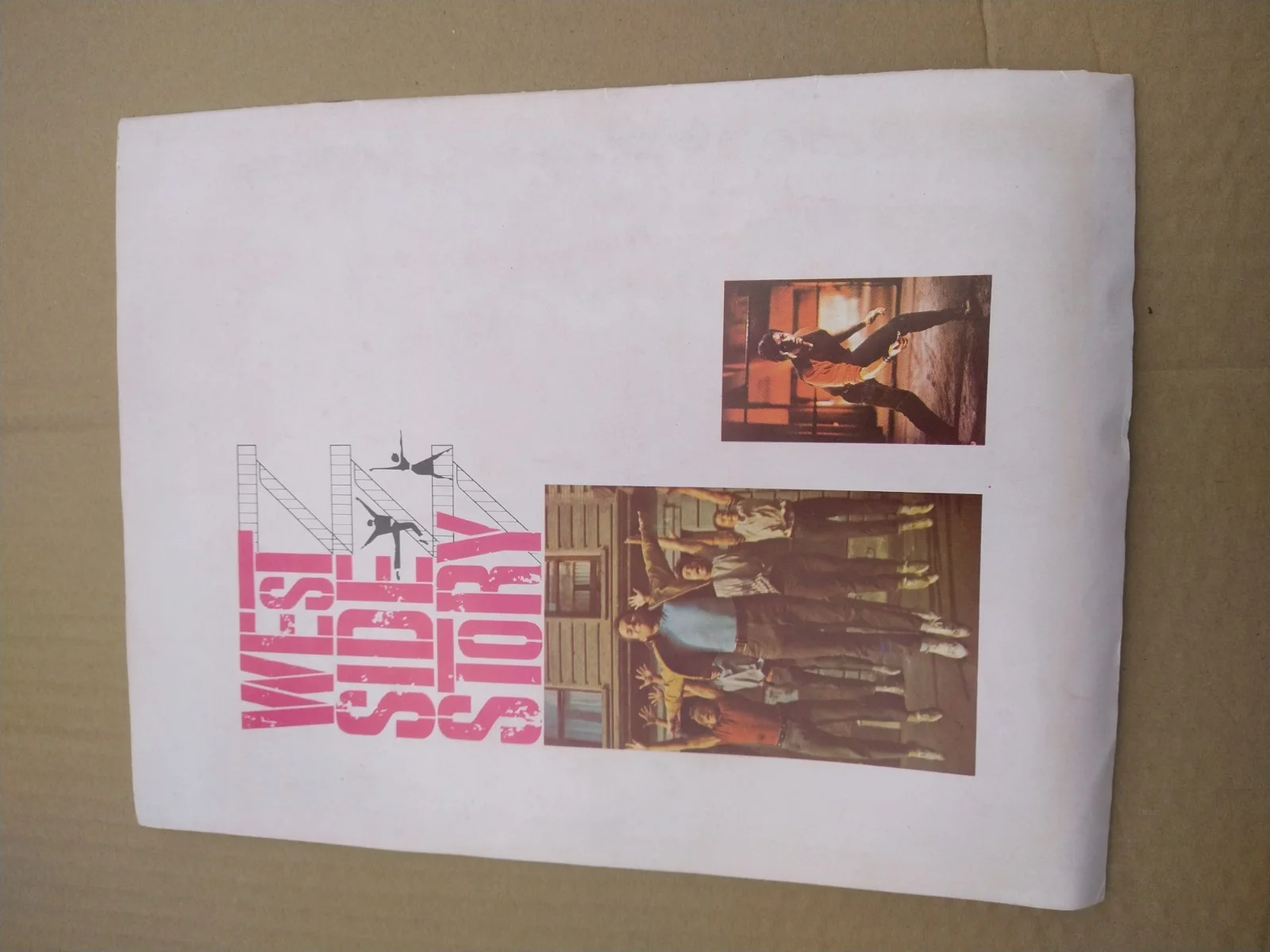 West Side Story 1961 Souvenir Film & Theatre Programmes, изображение 2