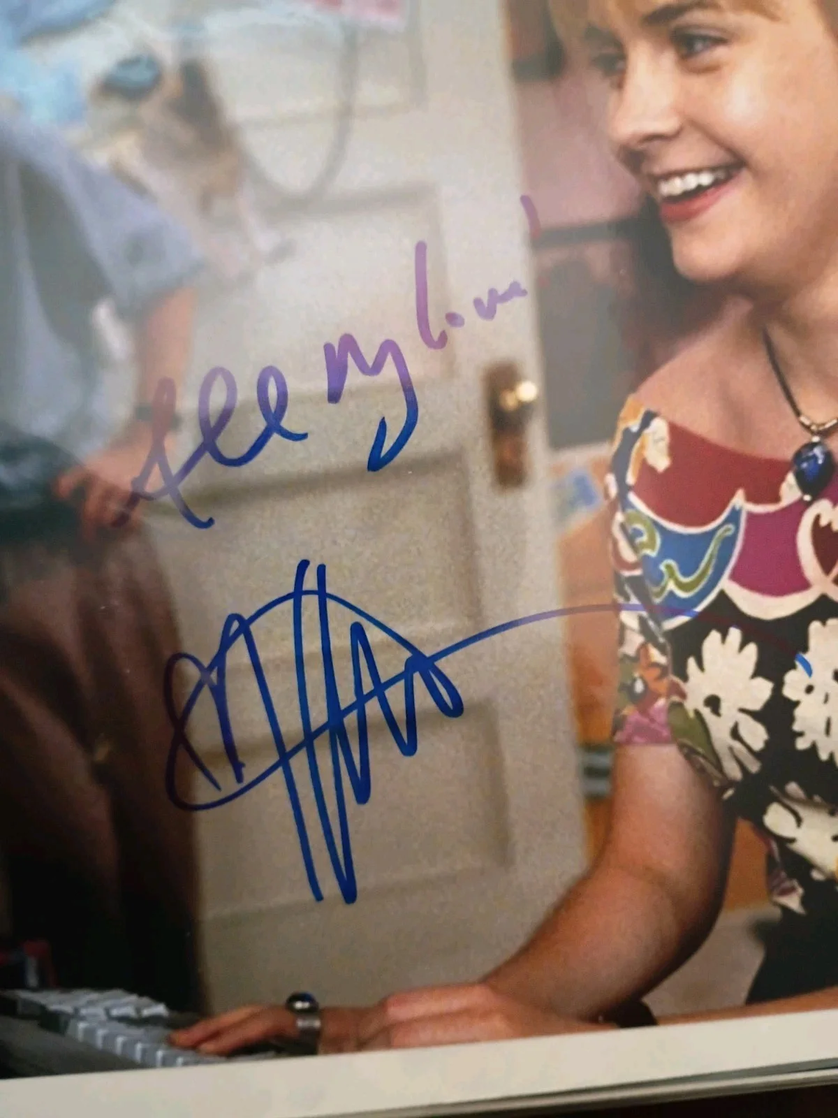Melissa Joan Hart — MELISSA JOAN HART Signed 8x10 Photo..SABRINA TEENAGE WITCH..BAS BECKETT, image 2