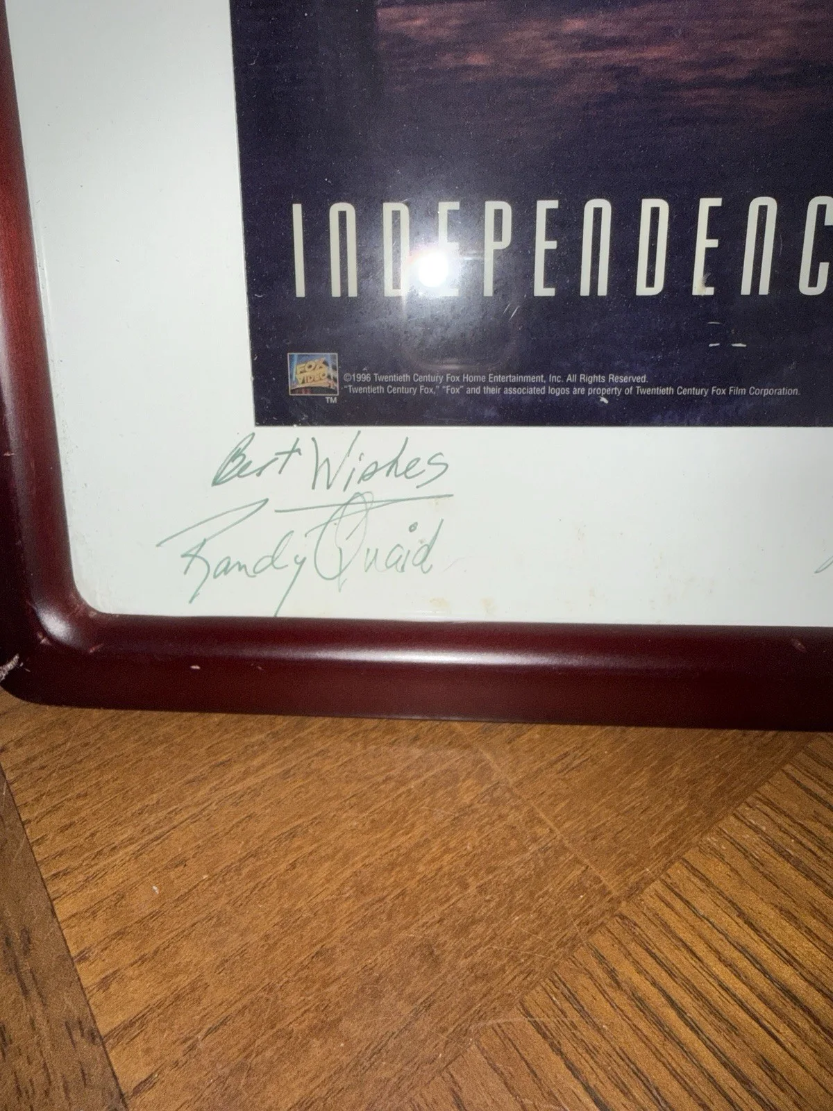 Randy Quaid, Jeff Goldblum — JEFF GOLDBLUM RANDY QUAID signed 8x10 photo INDEPENDENCE DAY POSTER MATTED FRAME, image 2