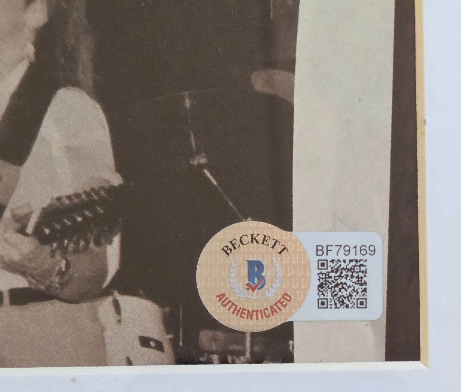MELISSA ETHERIDGE CD DISPLAY BECKETT BAS AUTOGRAPHED COA SIGNED PRESENT GIFT, image 5