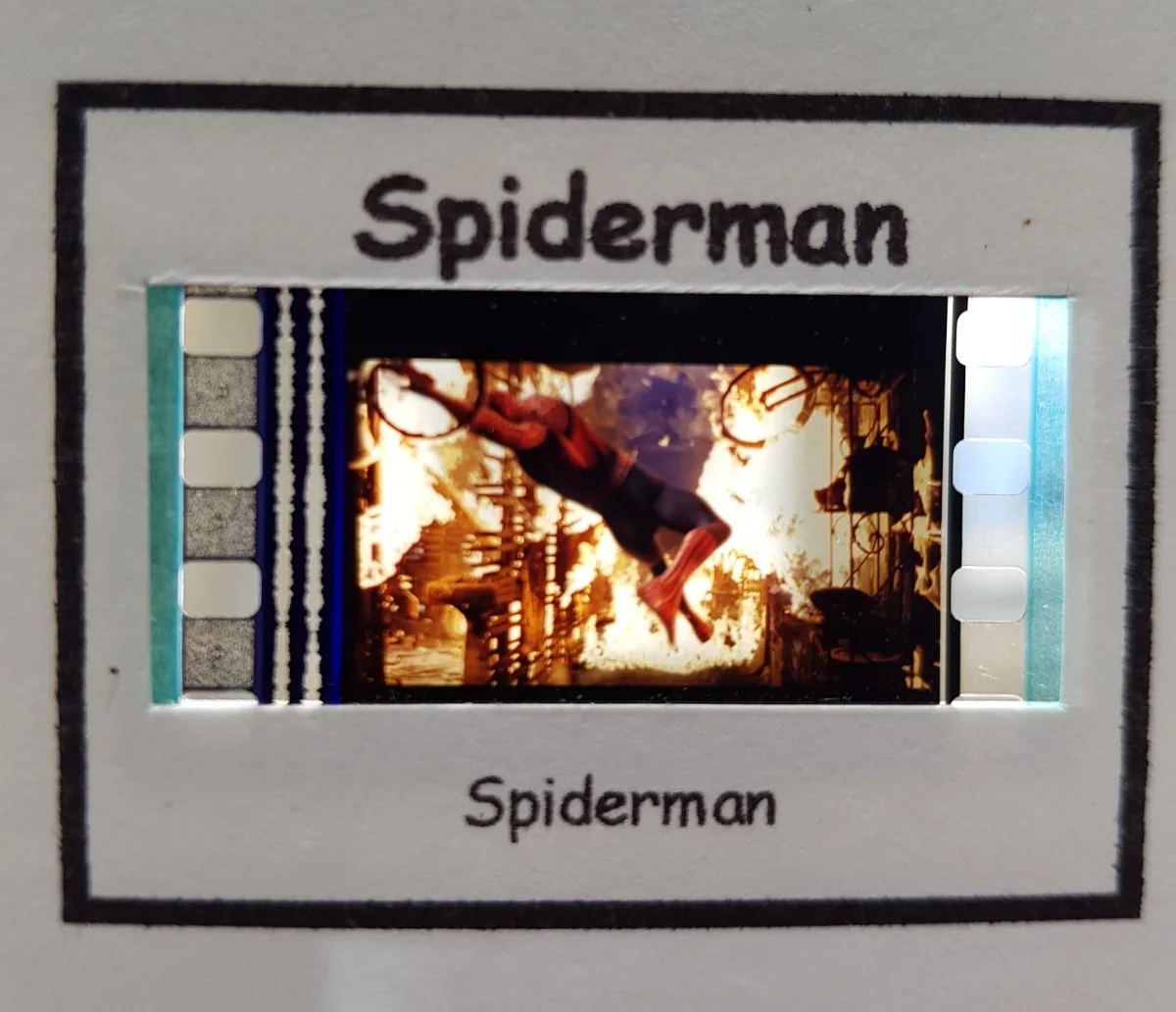 Movie Prop Film Cells Greetings Cards Spiderman James Bond Simpsons X9, изображение 2