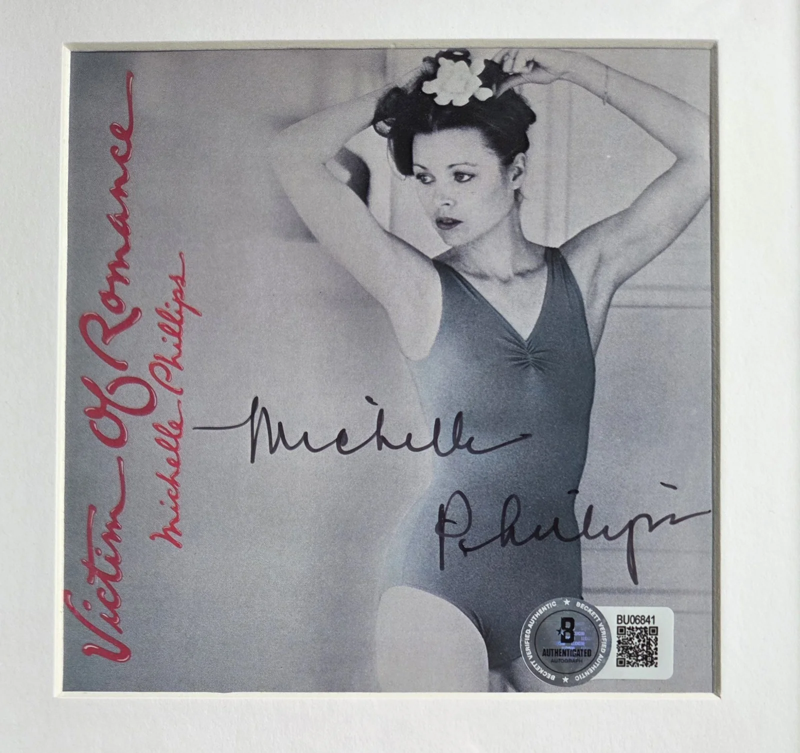 MICHELLE PHILLIPS CD DISPLAY AUTOGRAPHED BECKETT COA SIGNED PRESENT GIFT, image 3