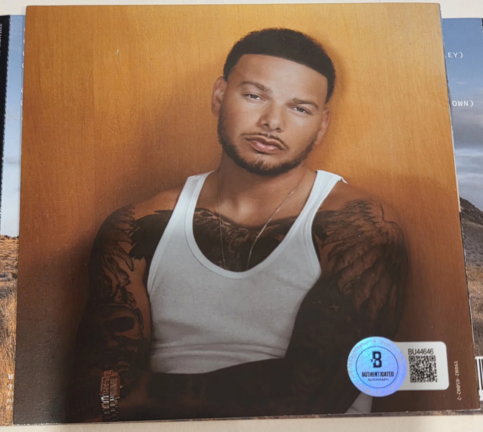 KANE BROWN CD DISPLAY AUTOGRAPHED BECKETT BAS COA SIGNED COUNTRY MUSIC DIFFERENT, image 4