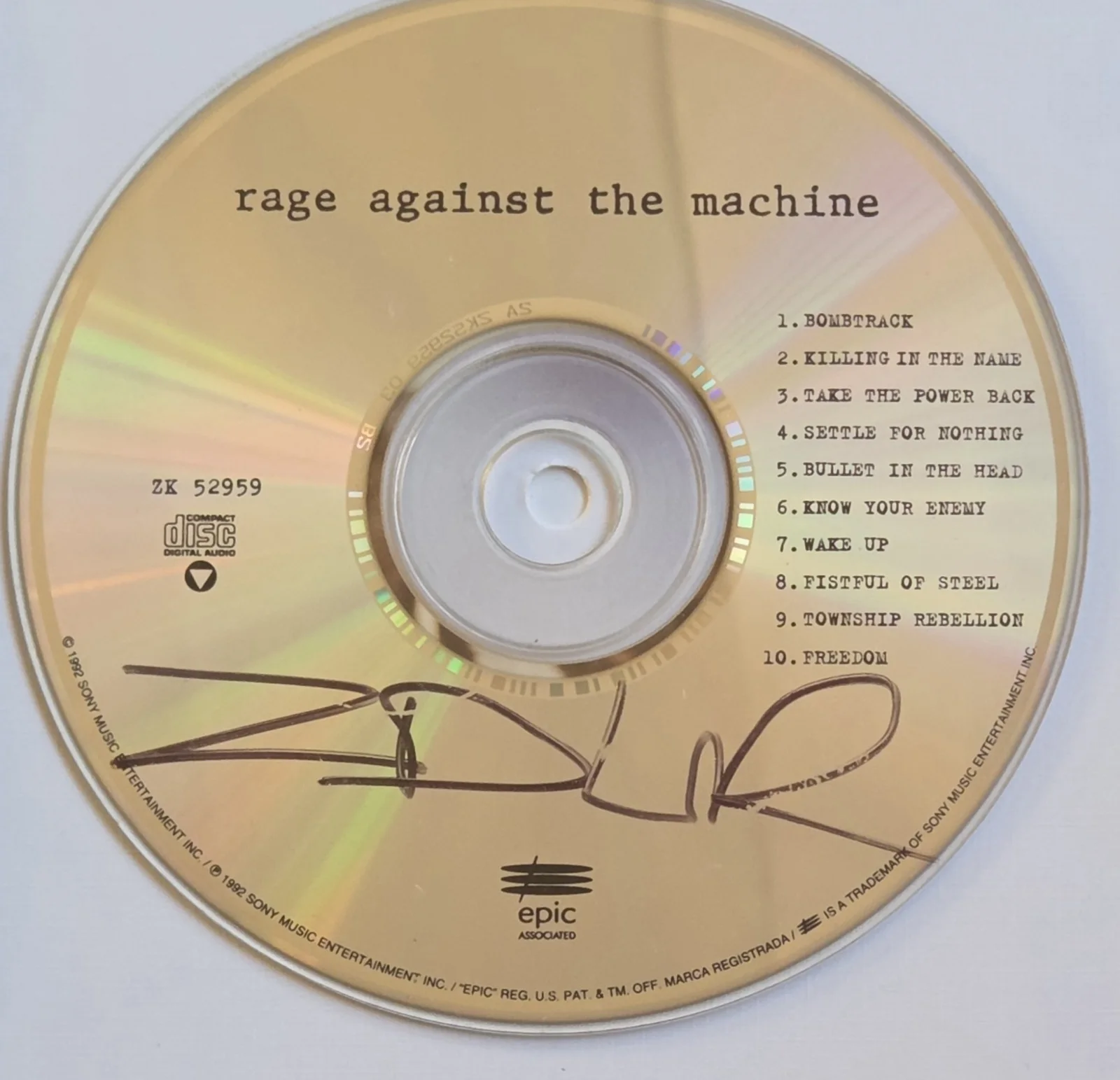 ZACK DE LA ROCHA SIGNED CD DISPLAY BECKETT LOA BAS AUTOGRAPHED RAGE MACHINE RATM, image 3